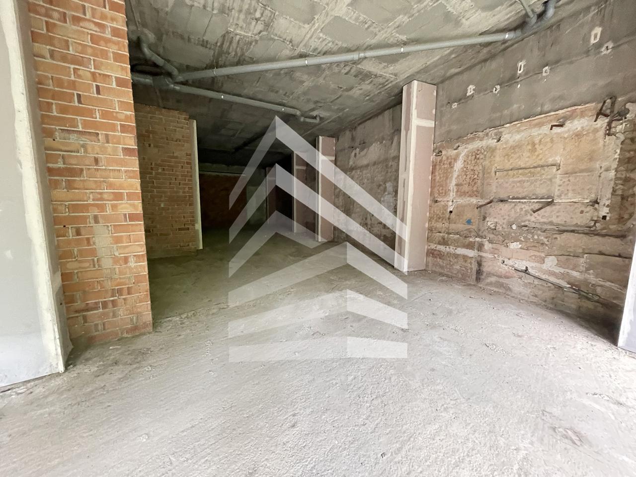 locales-comerciales en solsona · carretera-de-bassella-25280 €