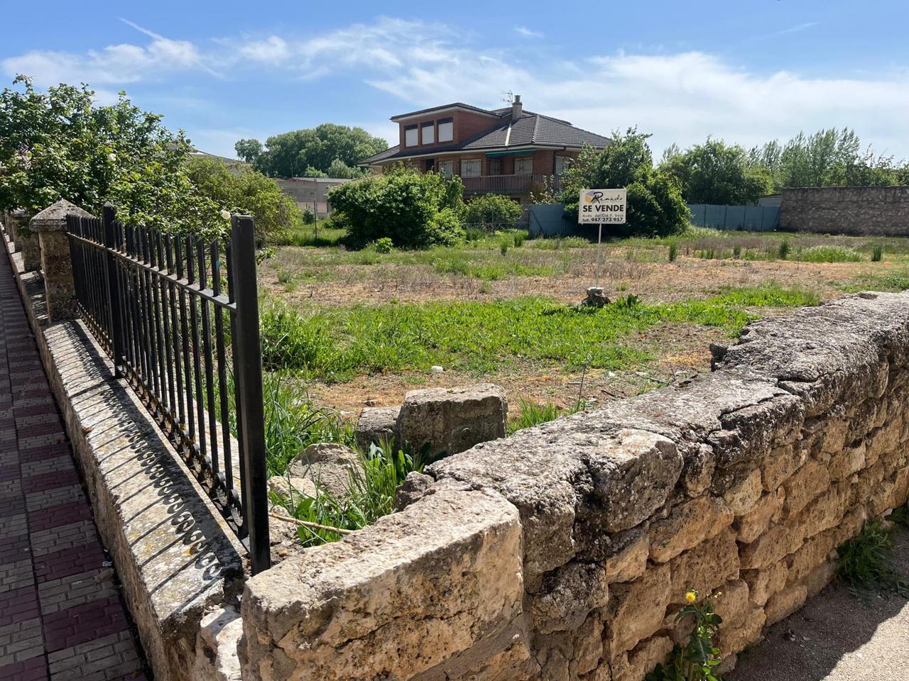 Terreno en Avenida Reyes Católicos, Villadiego, Burgos de 1318 m2
