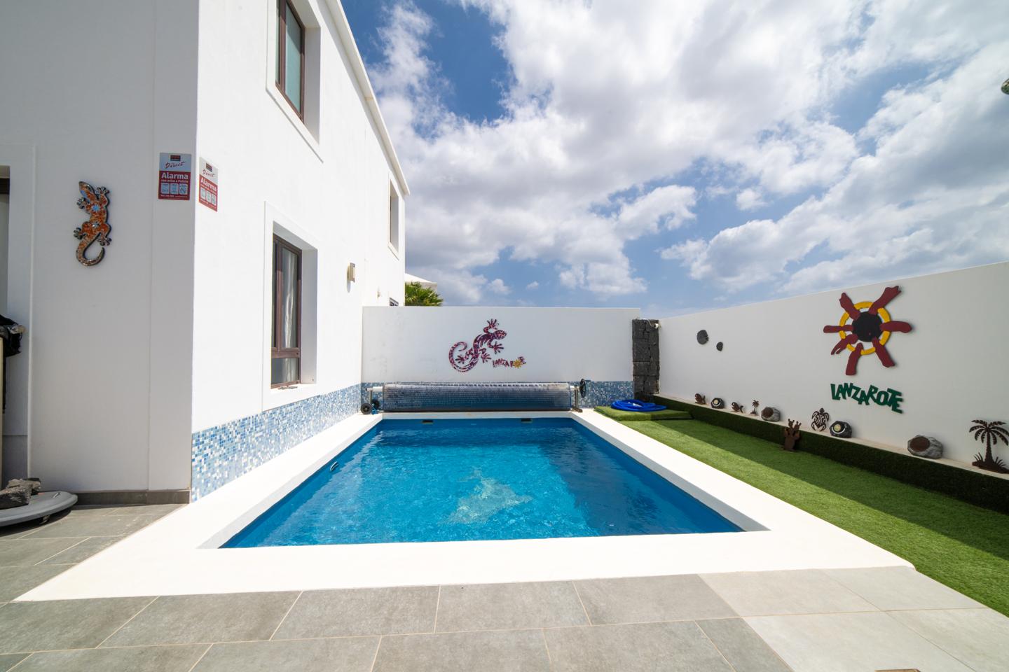 3 Bedroom Villa with Private Pool, Marina Rubicón