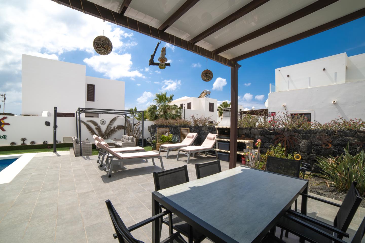 3 Bedroom Villa with Private Pool, Marina Rubicón