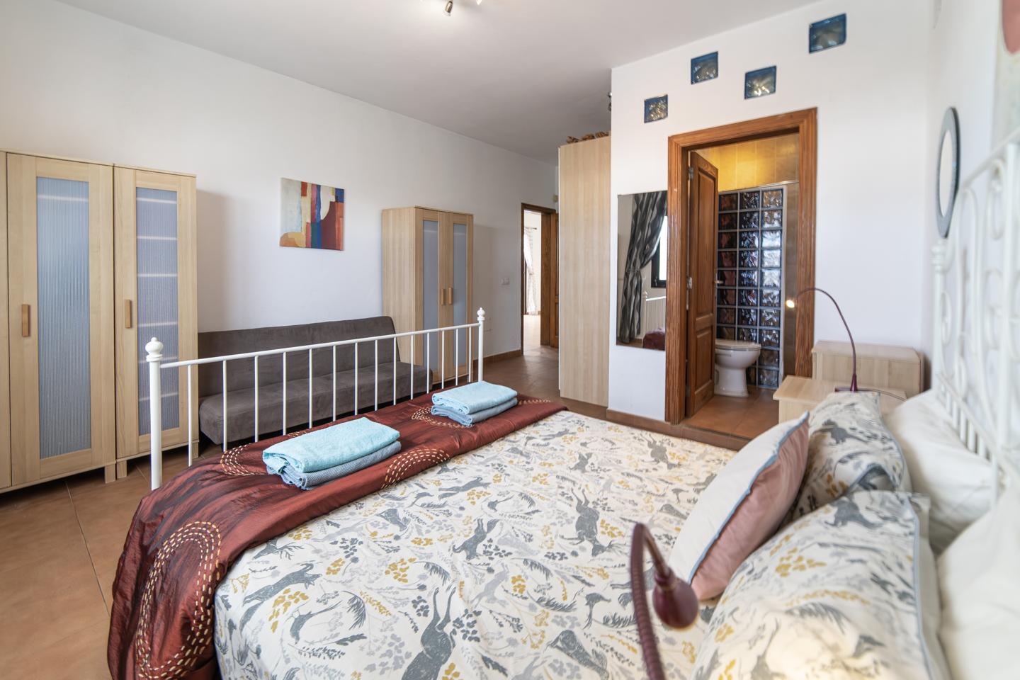 3 Bedroom Detached Villa with Private Pool, Playa Blanca