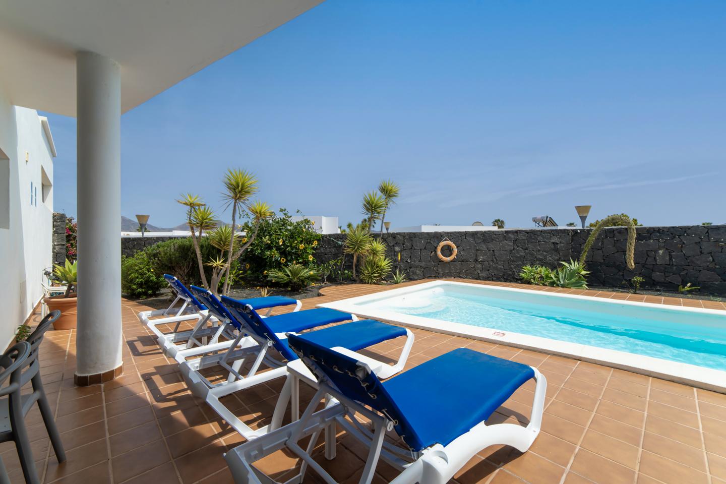 3 Bedroom Detached Villa with Private Pool, Playa Blanca