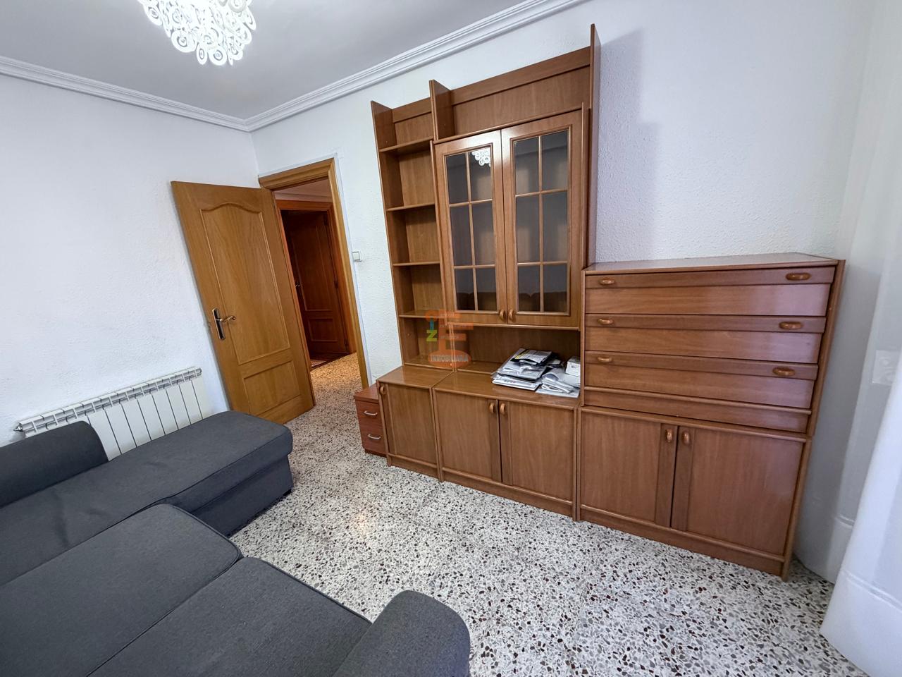 Piso en Avenida de San Juan de la Peña, Zaragoza, Zaragoza de 72 m2