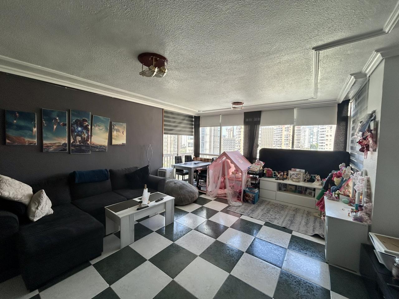 Piso en Benidorm, Alicante de 100 m2