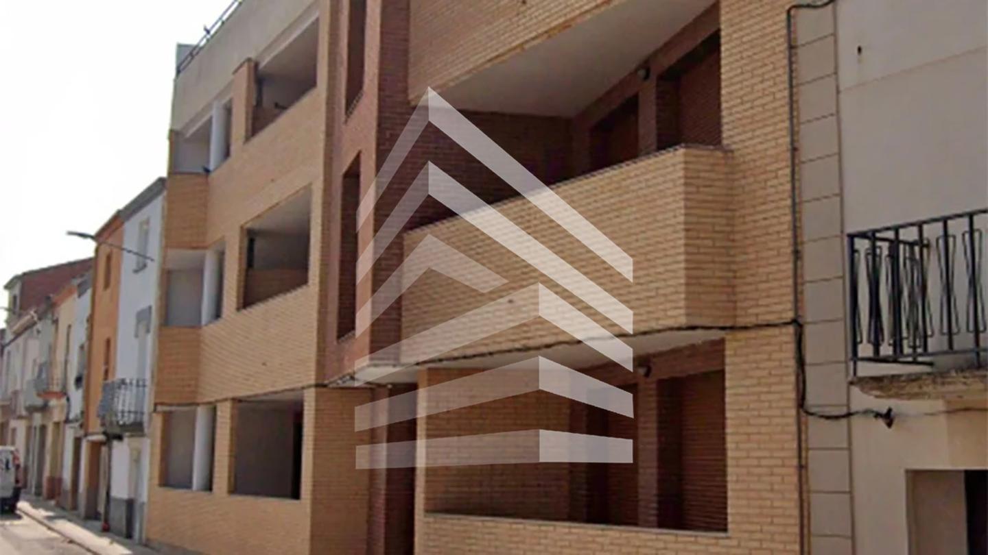 edificio en castellnou-de-seana · carrer-calvari-25265 1225400€