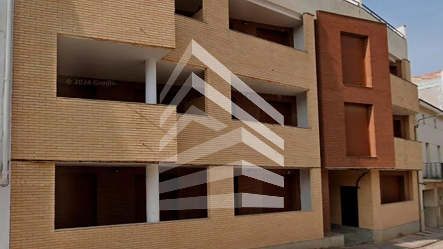 edificio en castellnou-de-seana · carrer-calvari-25265 1225400€