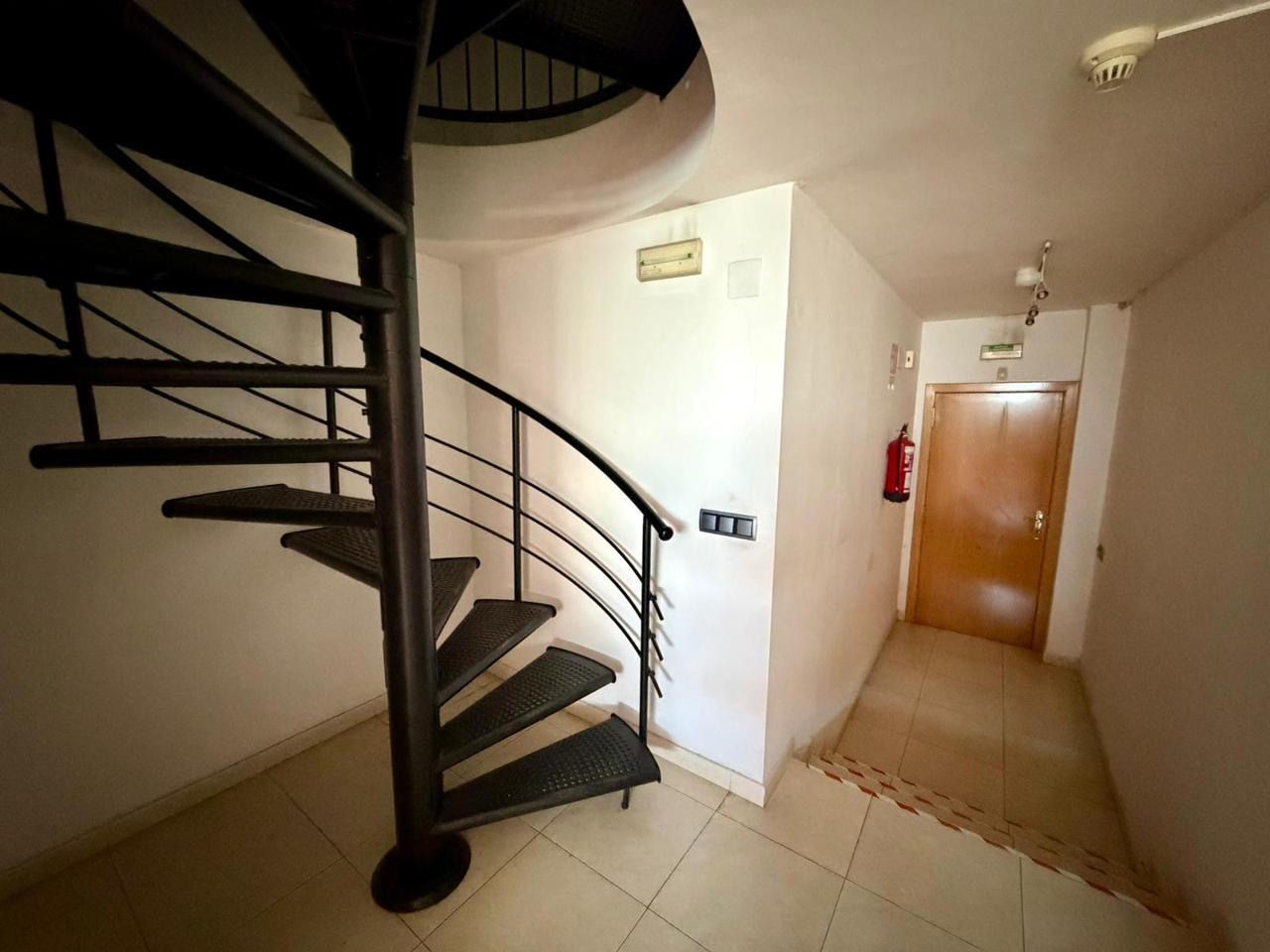 local en montcada-i-reixac · montcada-centro 200000€