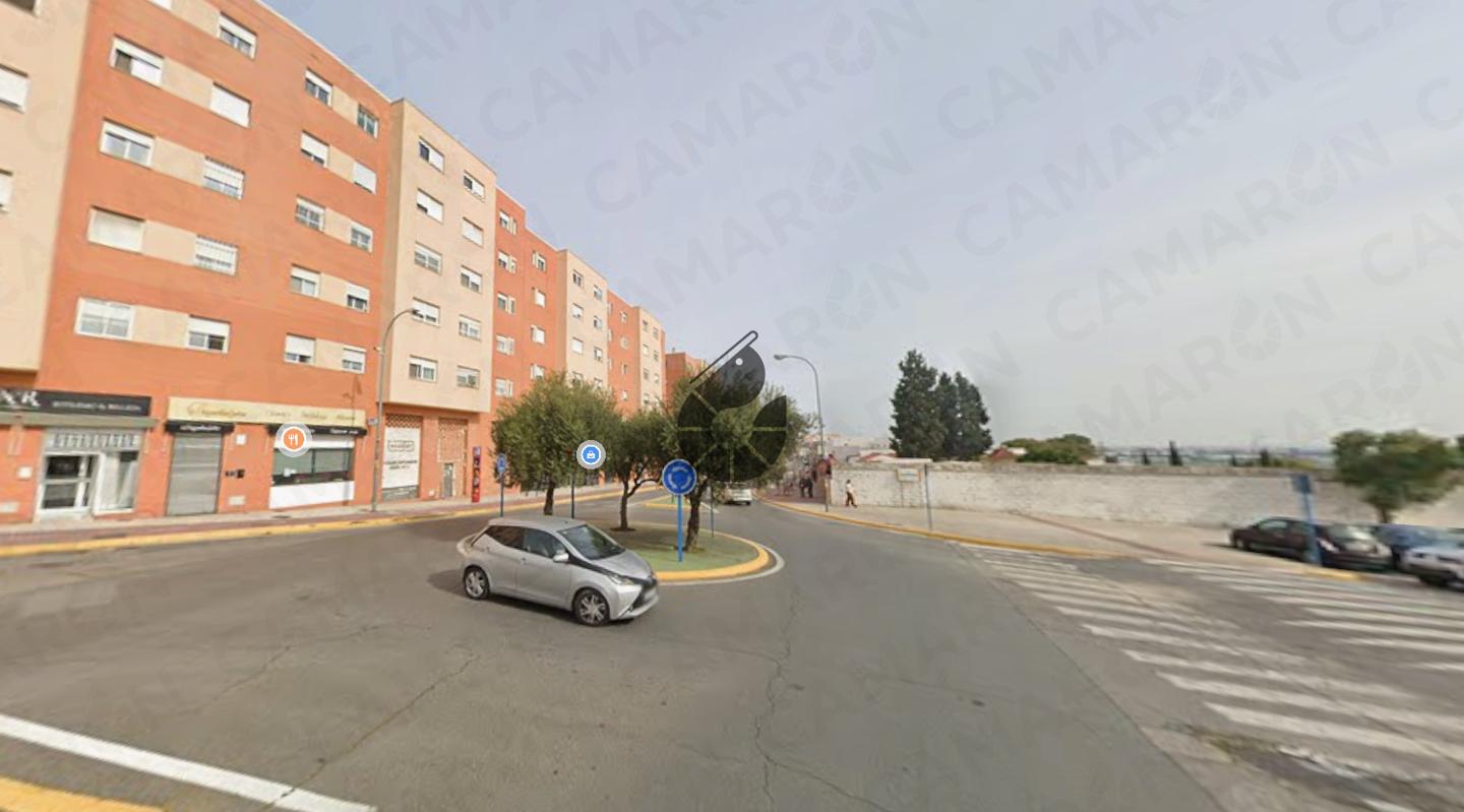 Adosado en venta en San Juan de Aznalfarache de 255 m2 REF:04259