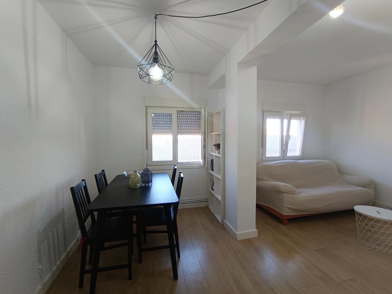 Flat in Calle de Lasierra Purroy, Zaragoza, Zaragoza of 65 m2