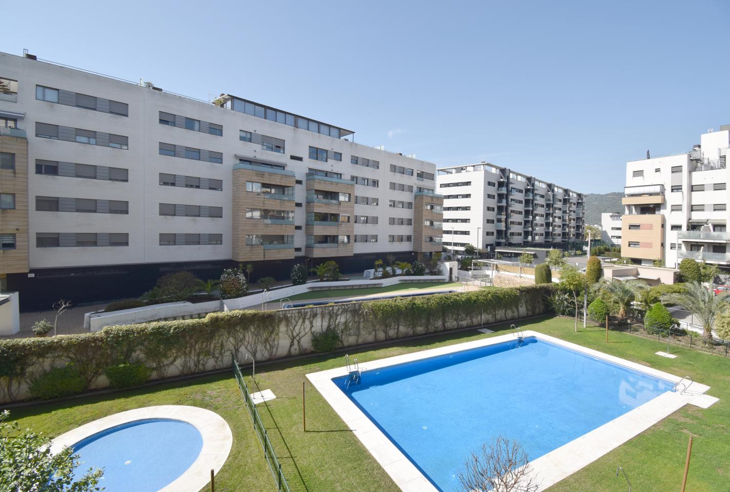 Flat in Avenida Cañito Bazán, Córdoba, Córdoba of 134 m2