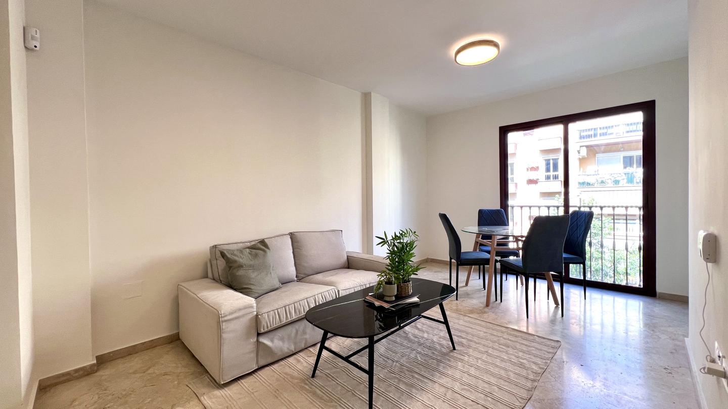 Piso en Alameda de Capuchinos, Málaga, Málaga de 77 m2