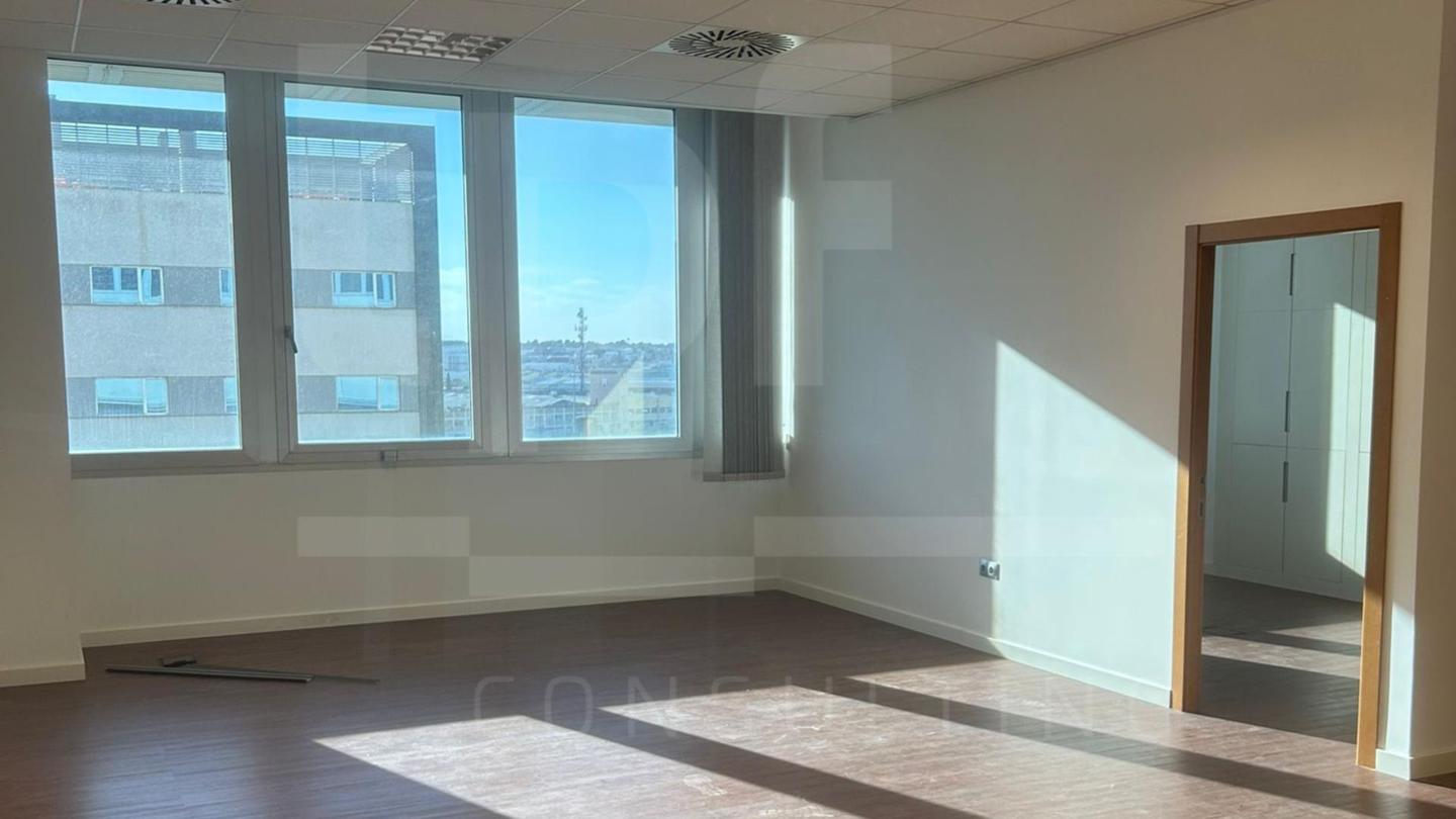 Oficina en Carrer Botiguers, Paterna, Valencia de 100 m2