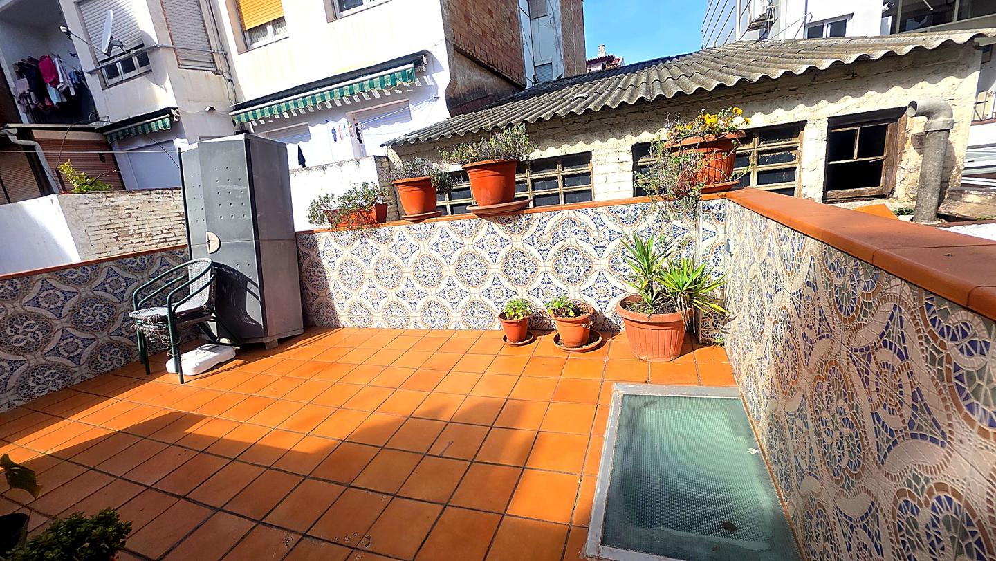 Piso en Carrer de la Verge del Pilar, Cornellà de Llobregat, Barcelona de 88 m2