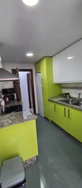 Piso en LOS REMEDIOS, Sevilla, Sevilla de 150 m2