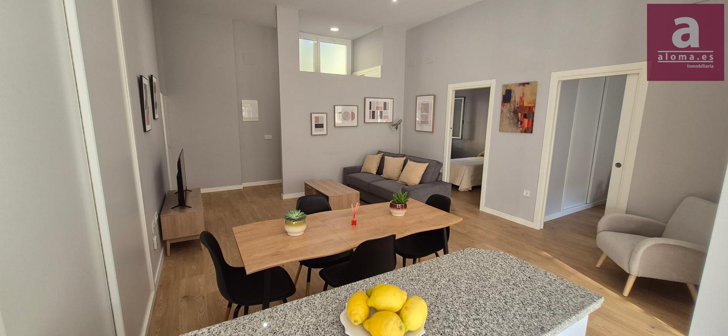 Piso en Calle Gran Bretaña, Cáceres, Cáceres de 70 m2