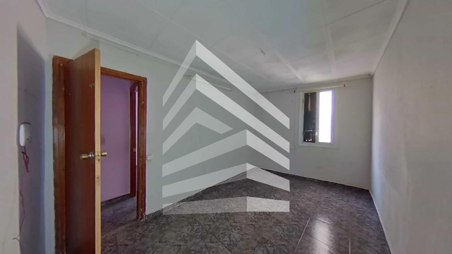 pisos en barcelona · el-raval 153425€