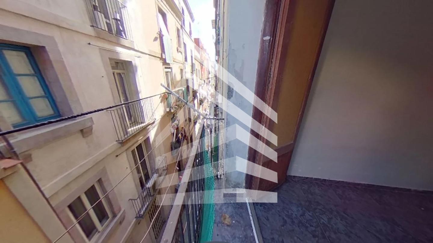 pisos en barcelona · el-raval 153425€