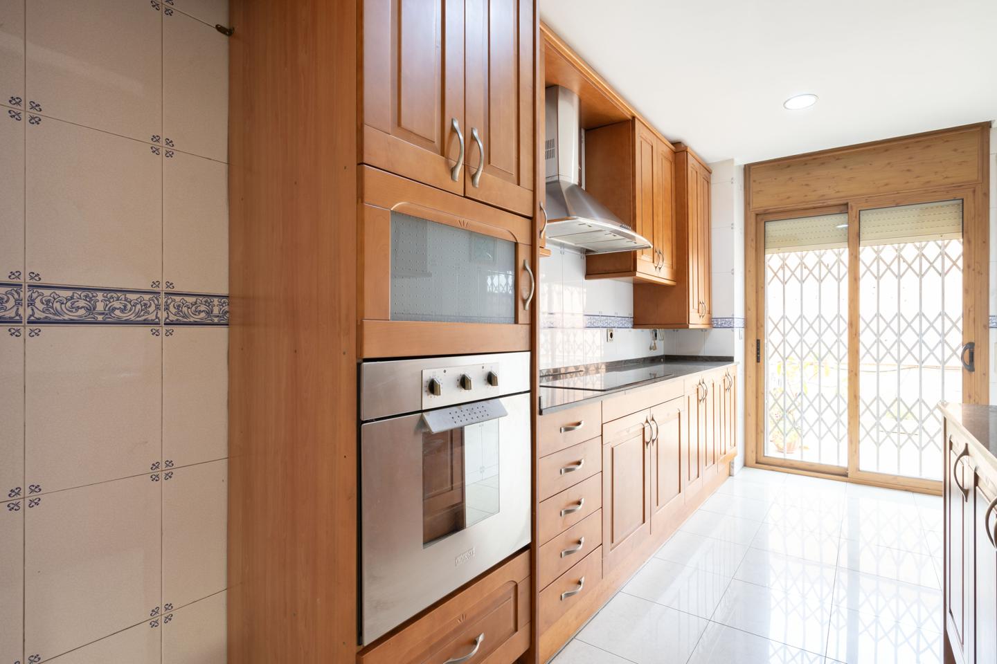 pisos en santa-coloma-de-gramenet · carrer-de-juan-valenti-escalas-08923 350000€