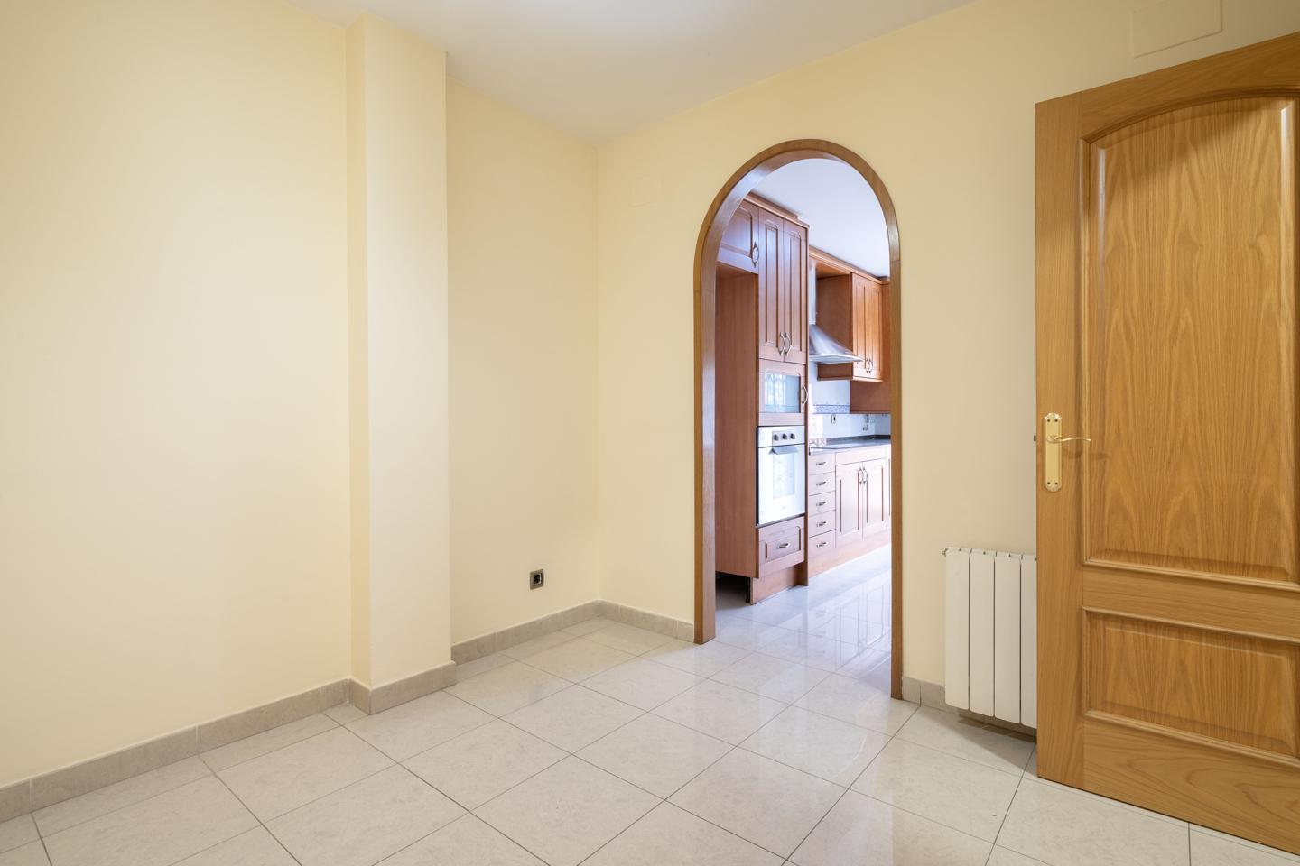 pisos en santa-coloma-de-gramenet · carrer-de-juan-valenti-escalas-08923 350000€