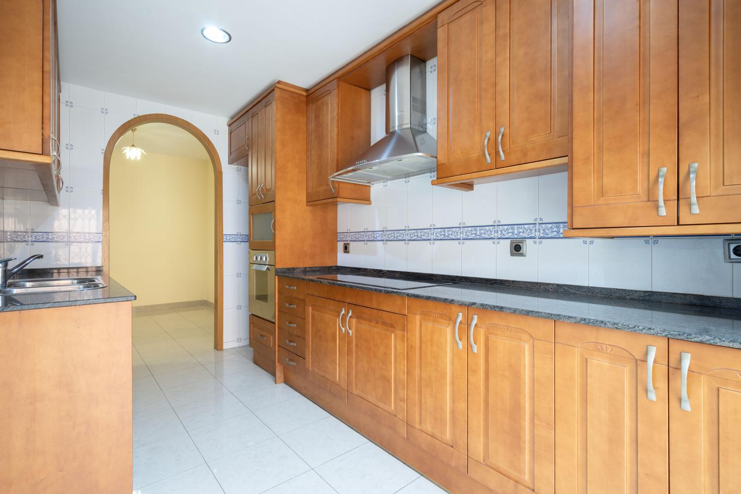 pisos en santa-coloma-de-gramenet · carrer-de-juan-valenti-escalas-08923 350000€