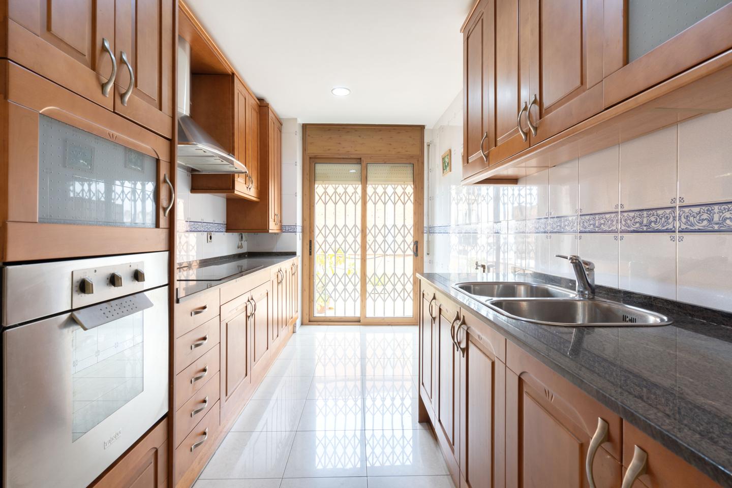 pisos en santa-coloma-de-gramenet · carrer-de-juan-valenti-escalas-08923 350000€