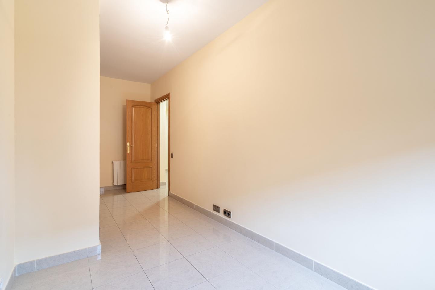 pisos en santa-coloma-de-gramenet · carrer-de-juan-valenti-escalas-08923 350000€