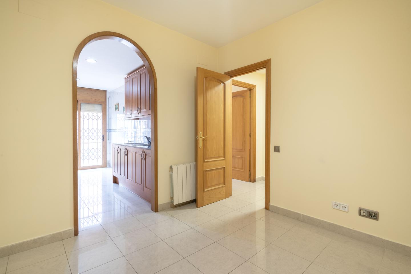 pisos en santa-coloma-de-gramenet · carrer-de-juan-valenti-escalas-08923 350000€