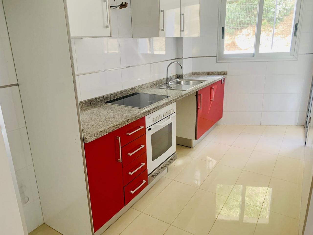 Piso en Carrer Callosa d'en Sarrià, Benidorm, Alicante de 80 m2