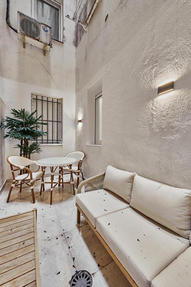 pisos en madrid · calle-de-el-espanoleto-28010 899000€