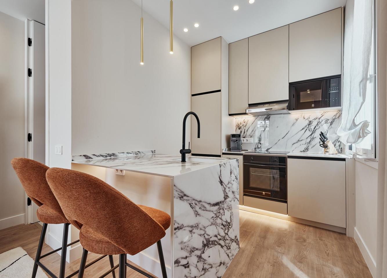 pisos en madrid · calle-de-espartinas-28001 1079000€