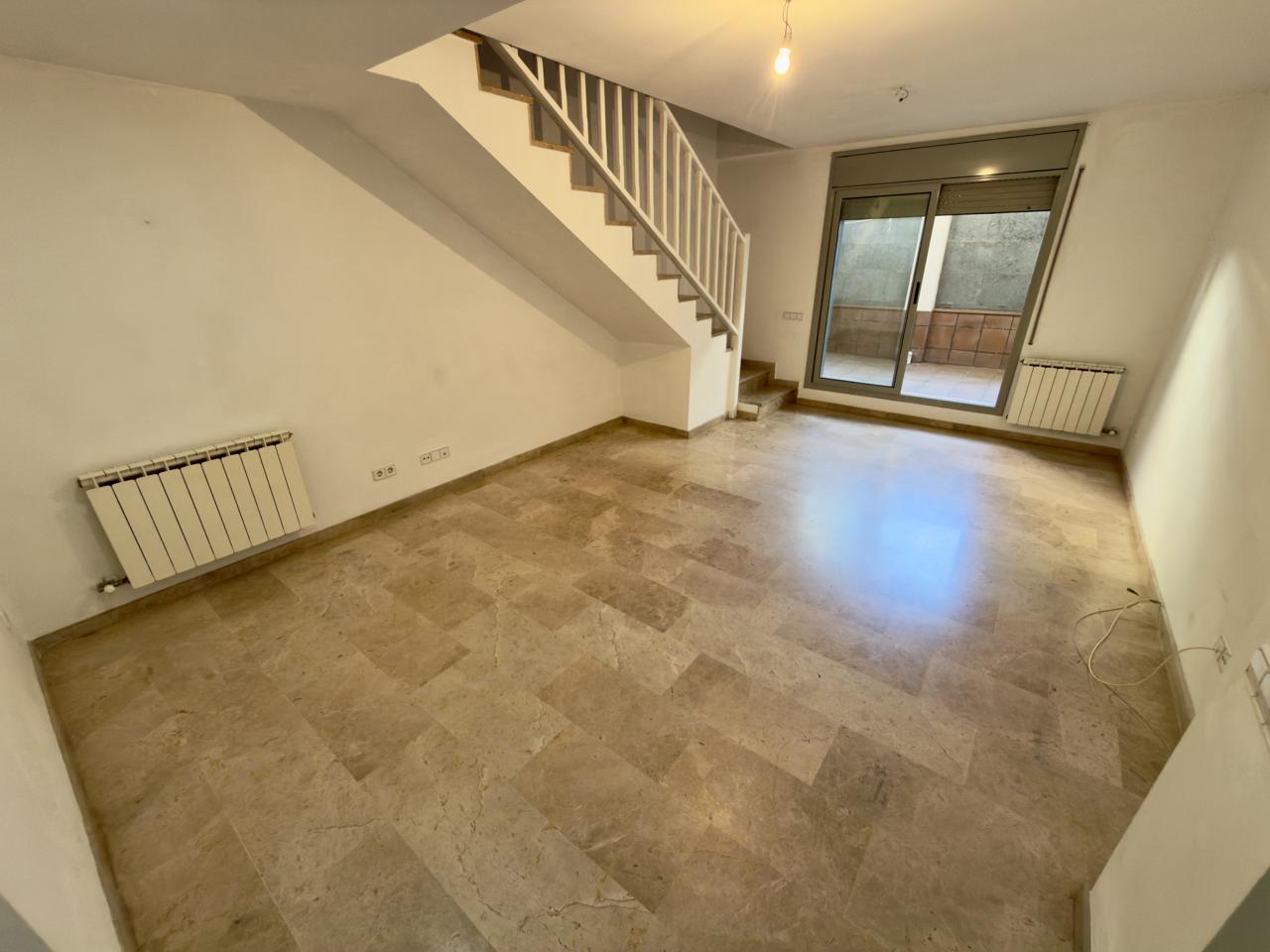 Piso en lepant, Sant Boi de Llobregat, Barcelona de 134 m2