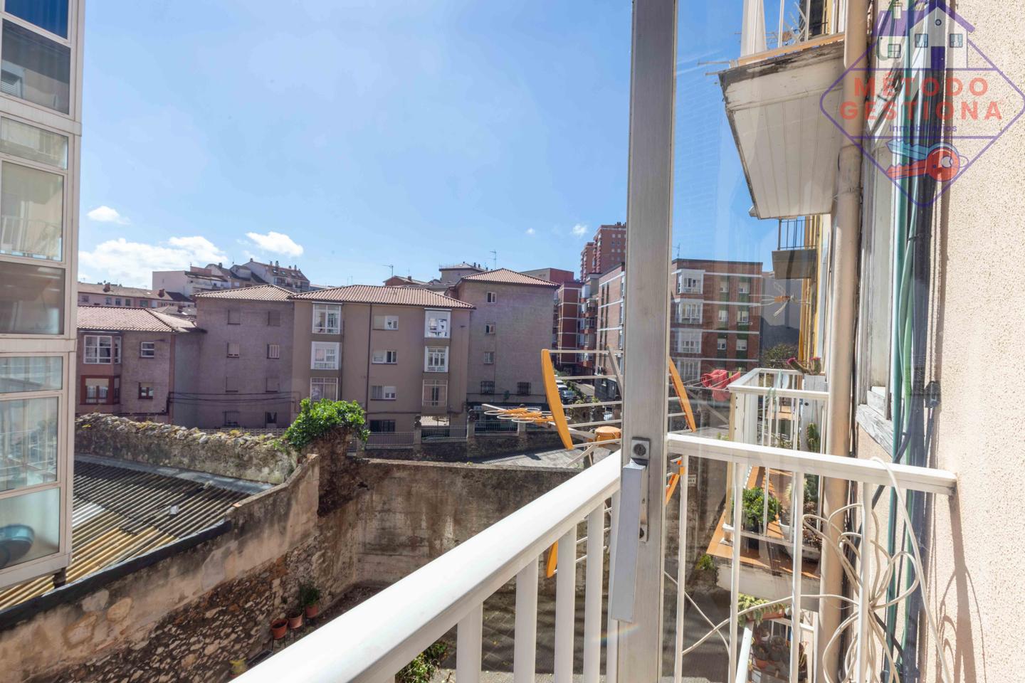 Piso en Calle Enseñanza 21, Santander, Cantabria de 46 m2