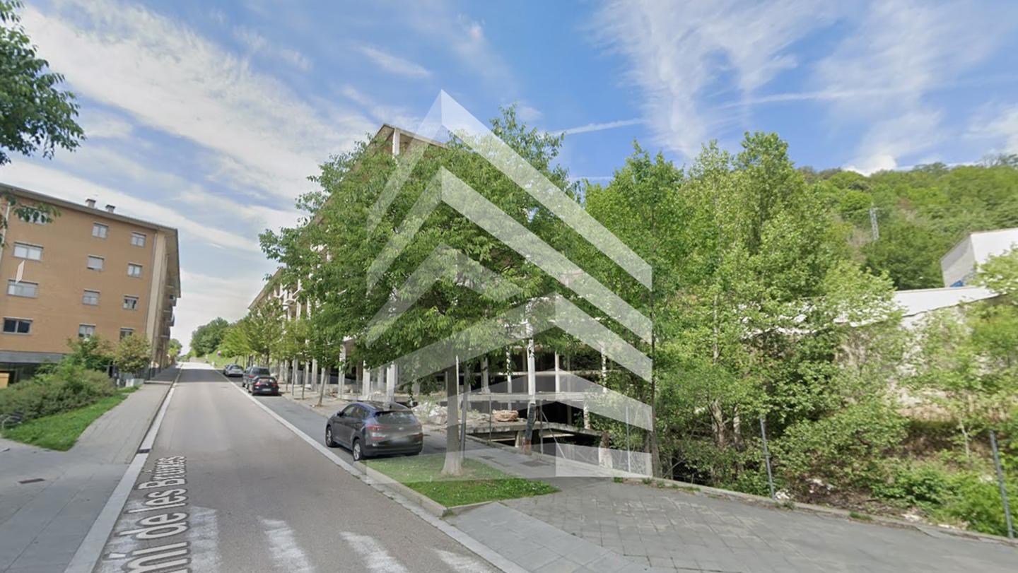 edificio en olot · cami-de-les-bruixes-17800 1502110€