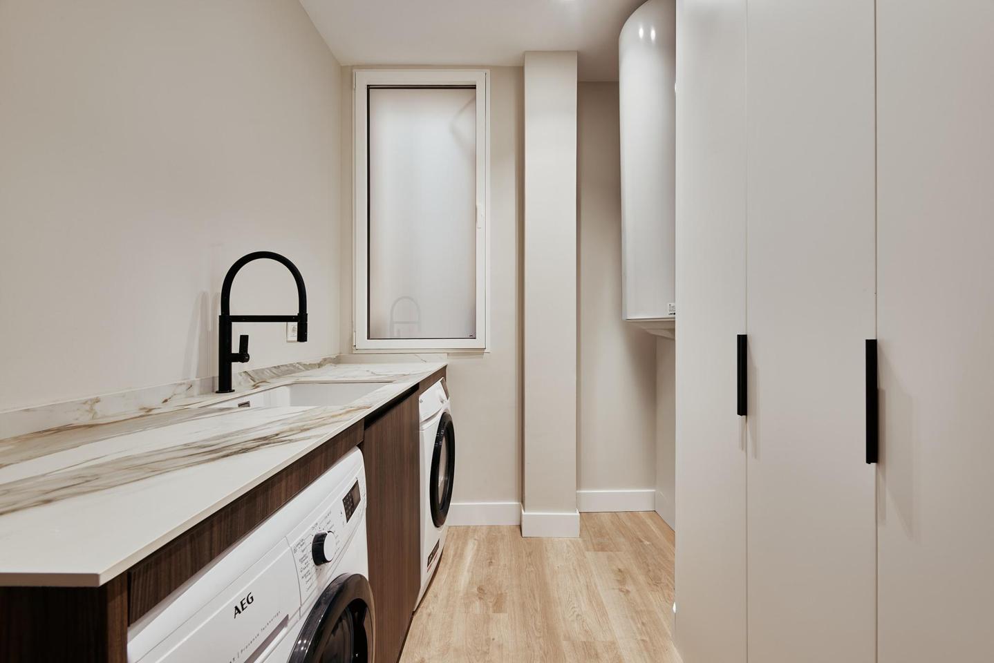 pisos en madrid · calle-del-duque-de-sesto-28009 1899000€