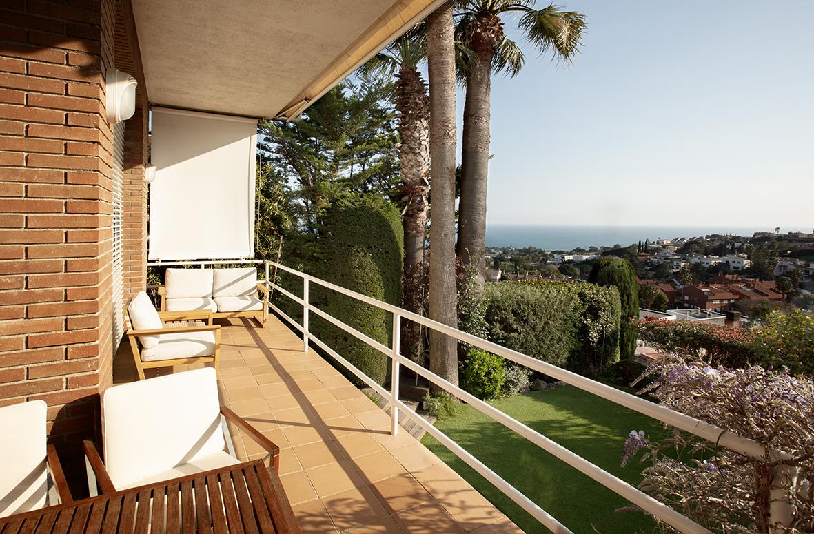 Villa in Teià, Barcelona of 304 m2