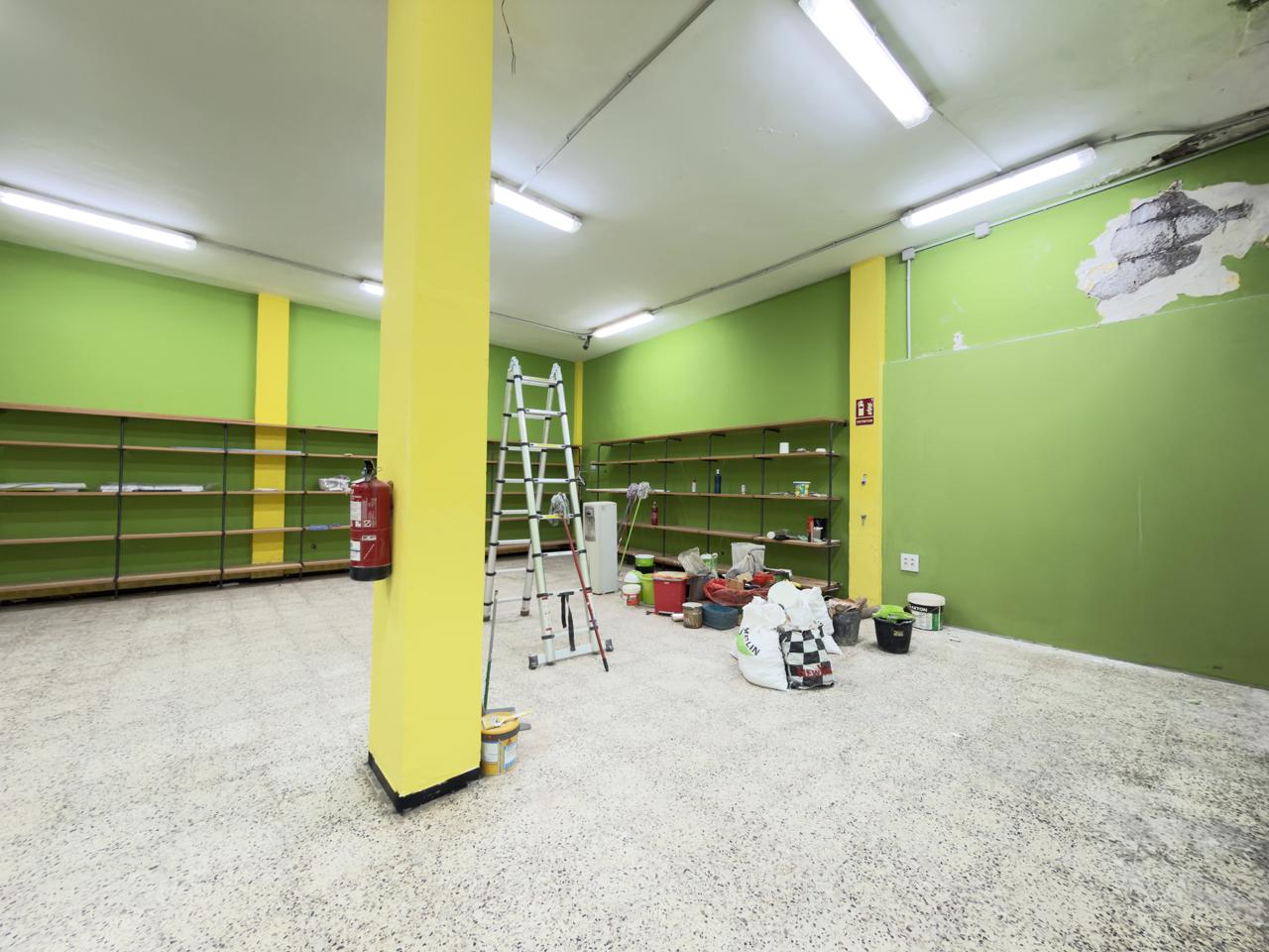 Local en Avenida de los Menceyes, La Laguna, Santa Cruz de Tenerife de 237 m2