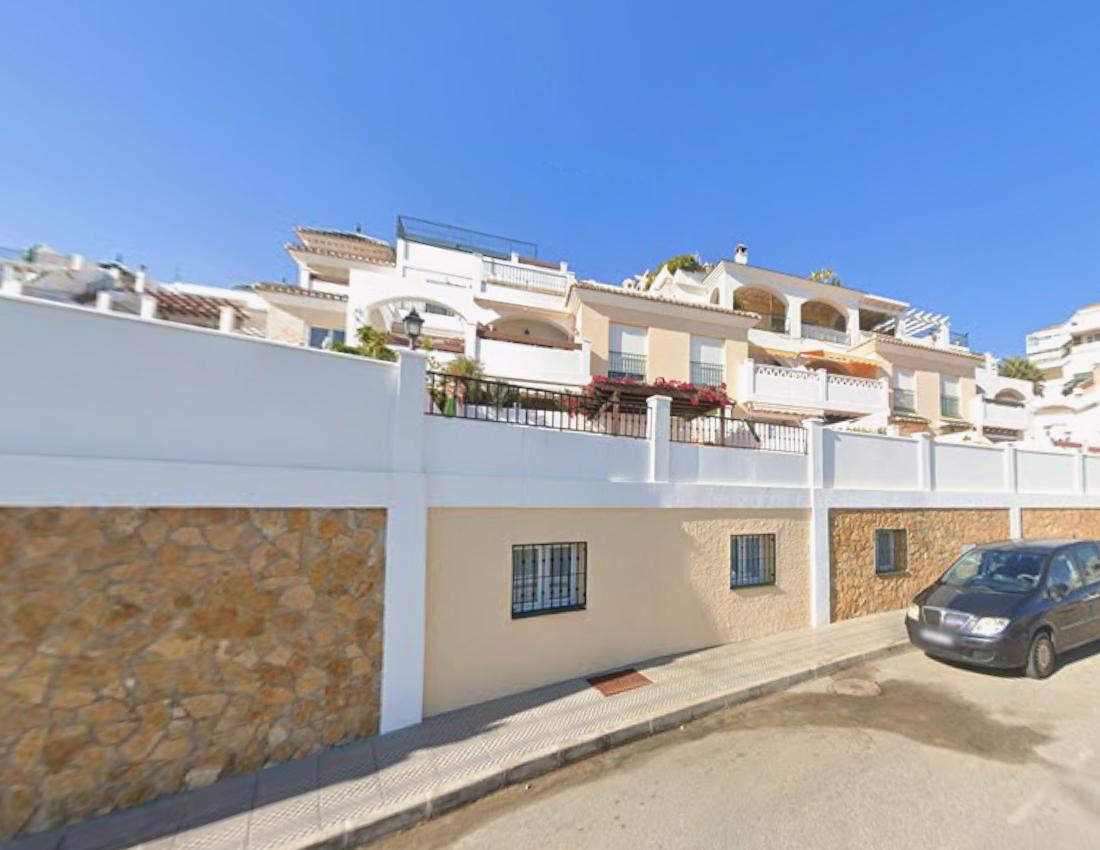 foto de PLAZA DE GARAJE EN URB. EL PEÑONCILLO, TORROX COSTA