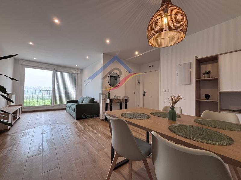 Piso en Calle Rosalía de Castro, Santander, Cantabria de 94 m2