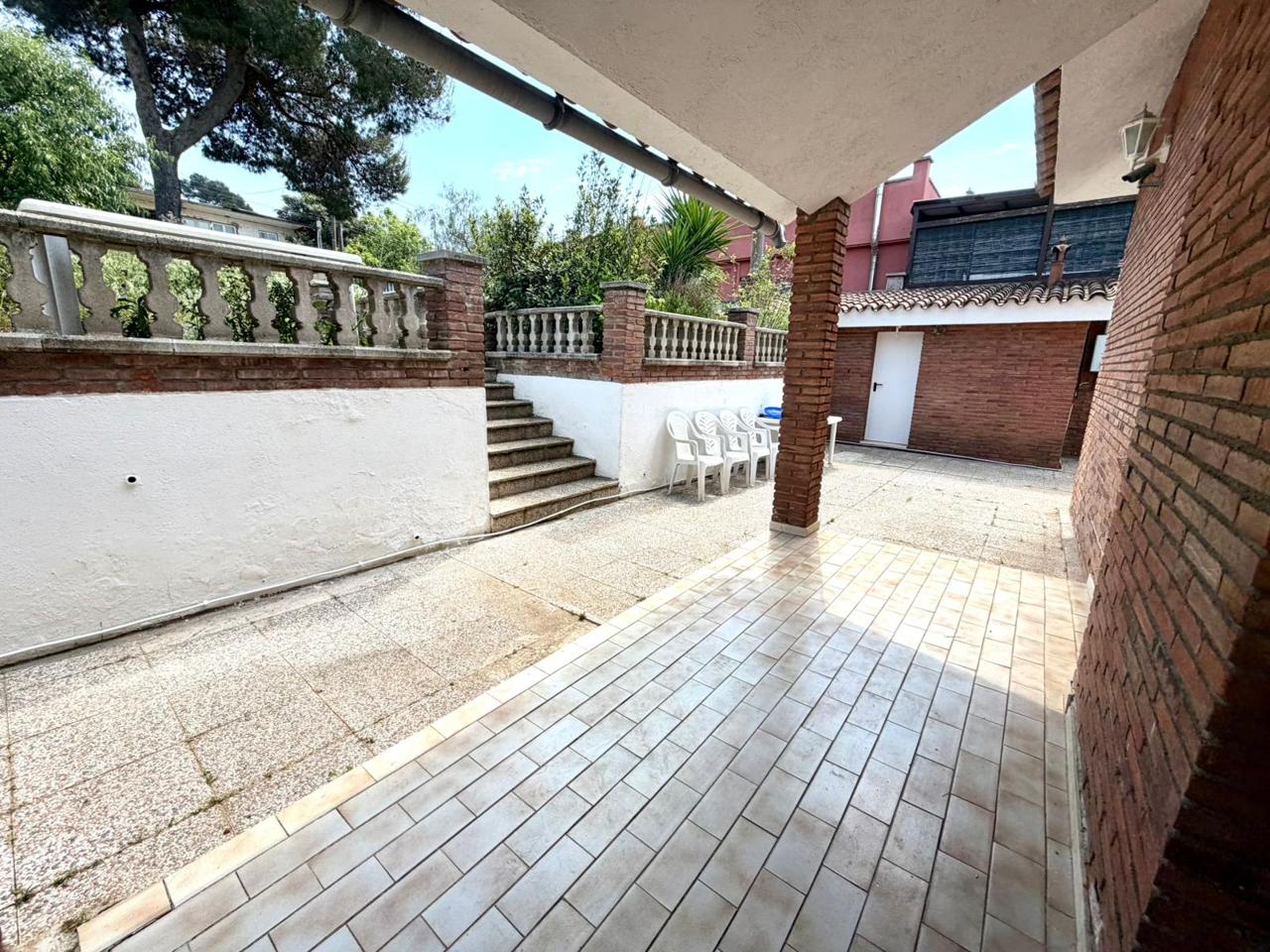 casa--chalet en montcada-i-reixac · reixac---vallensana 850000€