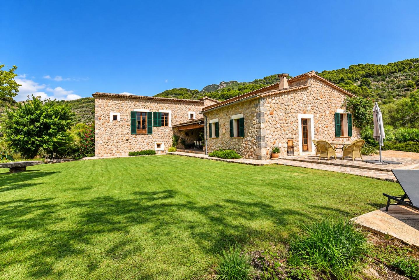 Casa rústica en Camí de sa Figuera, Puerto de Sóller, Baleares de 388 m2