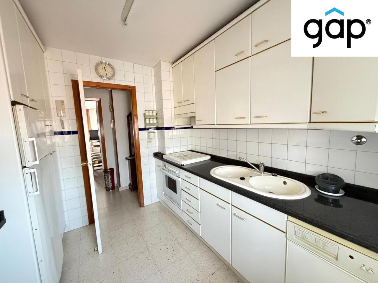 Flat in Cuenca, Cuenca of 88 m2