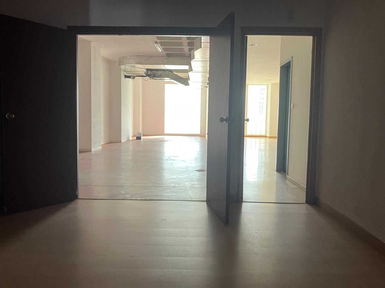 Industrial en venta en Sevilla