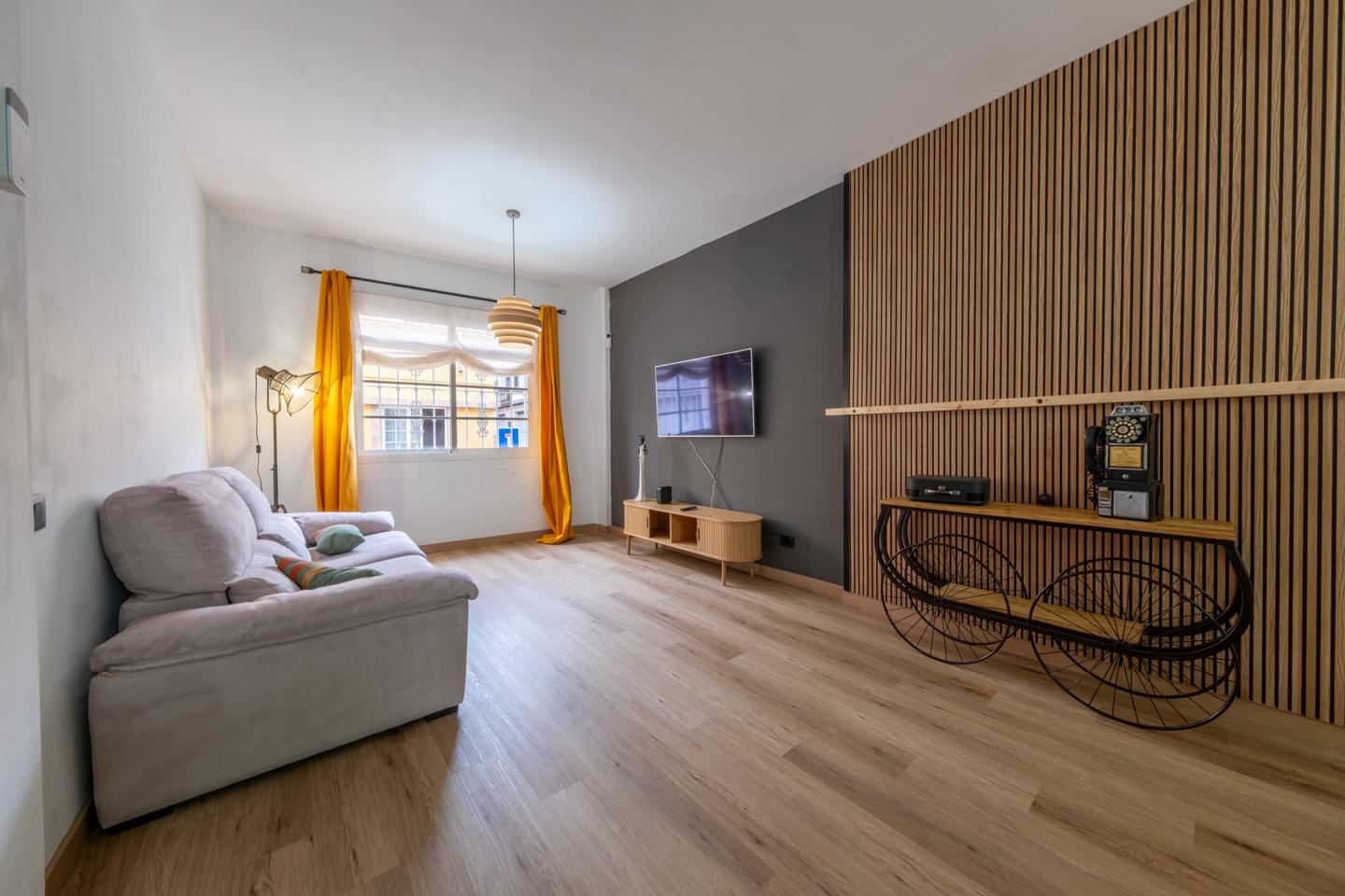 Piso en Calle los Geranios 13, Arucas, Las Palmas de 100 m2