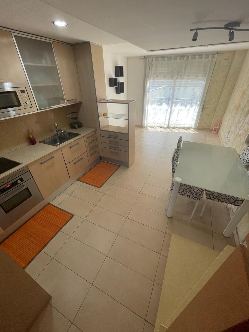 casa--chalet en montcada-i-reixac · font-pudenta 252000€