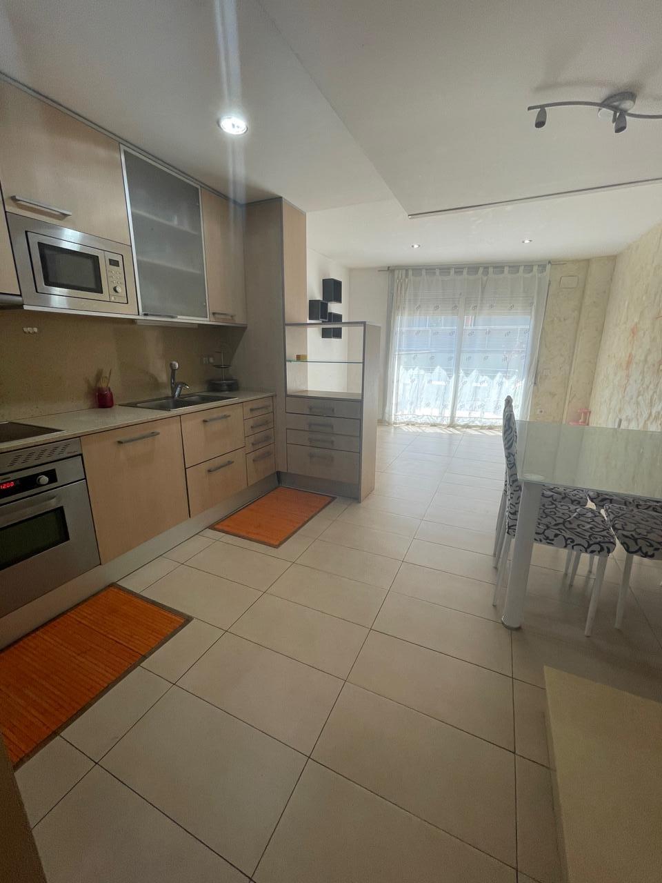 casa--chalet en montcada-i-reixac · font-pudenta 252000€