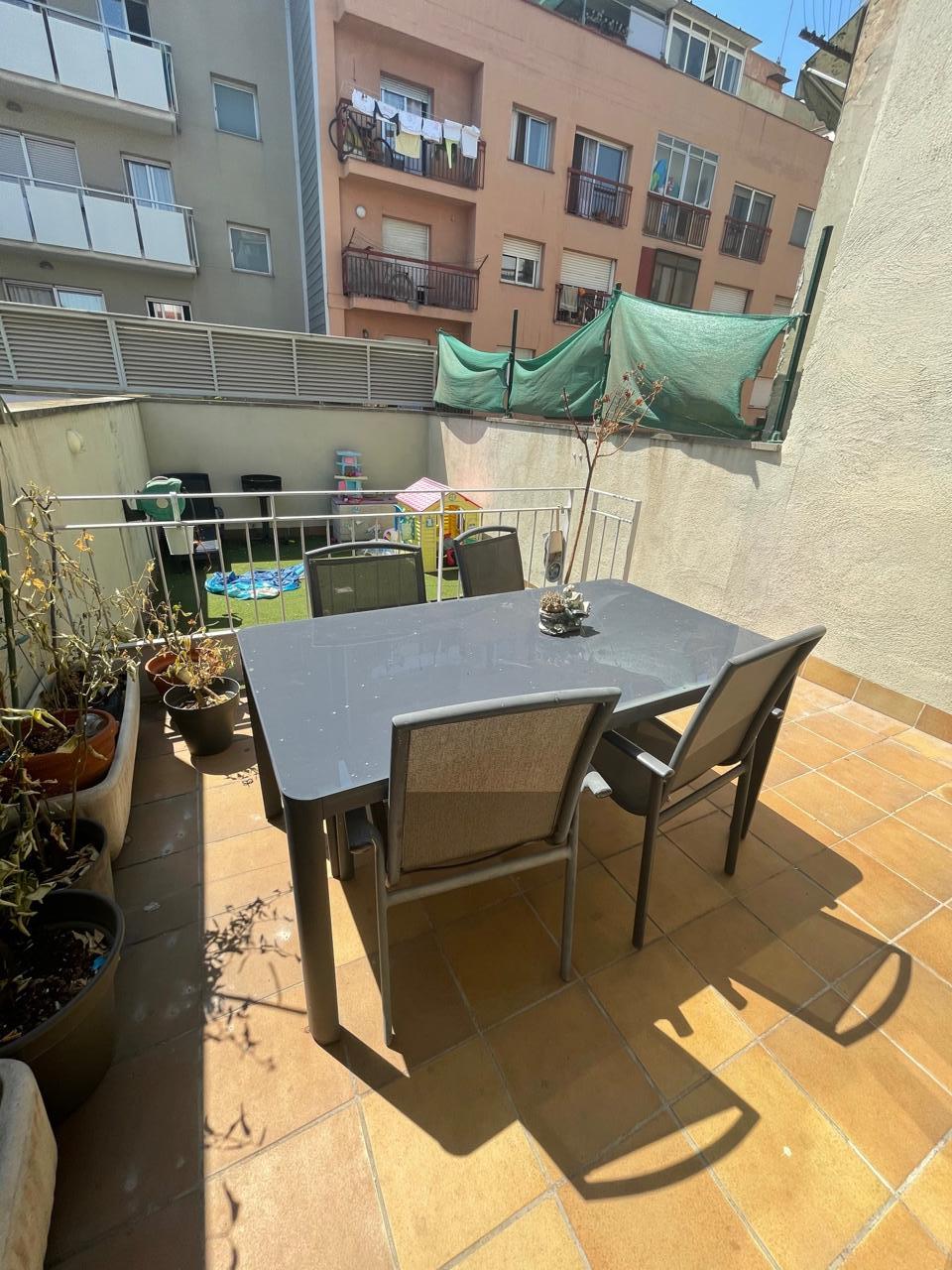 casa--chalet en montcada-i-reixac · font-pudenta 252000€