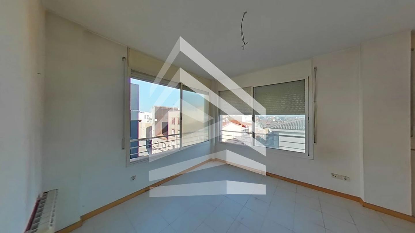 pisos en terrassa · carrer-de-la-mare-de-deu-de-l'esperanca-08222 94500€