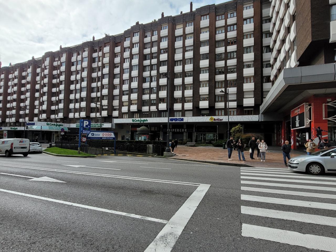 Piso en Calle del General Elorza 75, Oviedo, Asturias de 144 m2