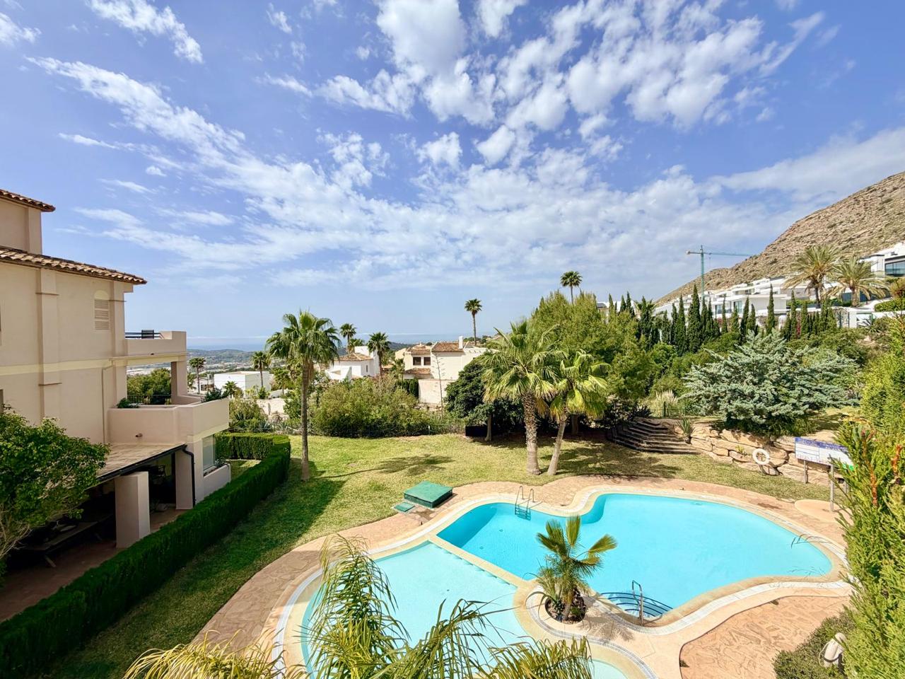 Piso en Calle Roma, Finestrat, Alicante de 120 m2