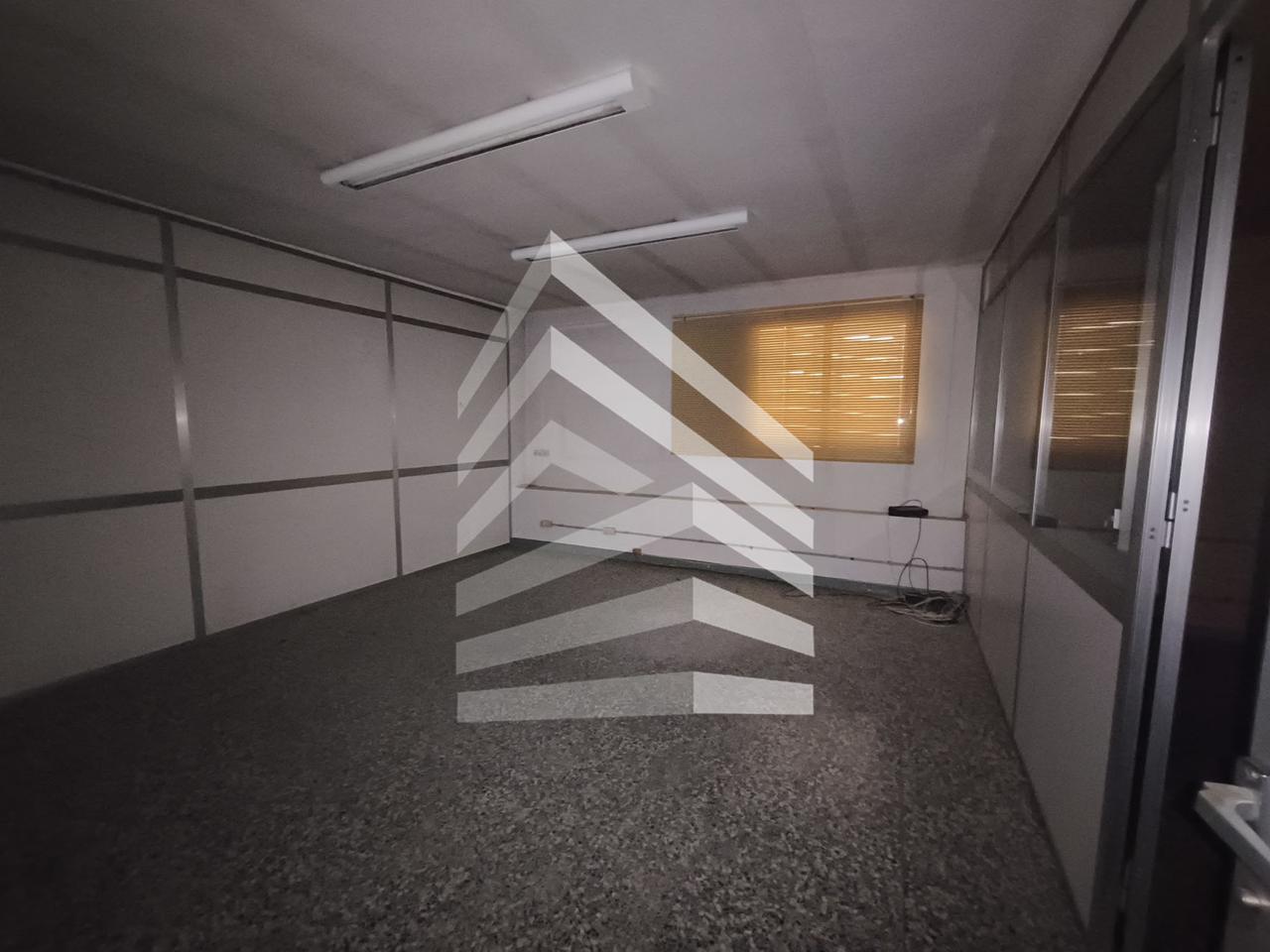 locales-comerciales en tarrega · carrer-d'alonso-martinez-25300 189000€